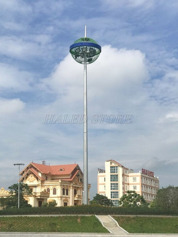 Đèn pha 17M chiếu sáng sân thể thao