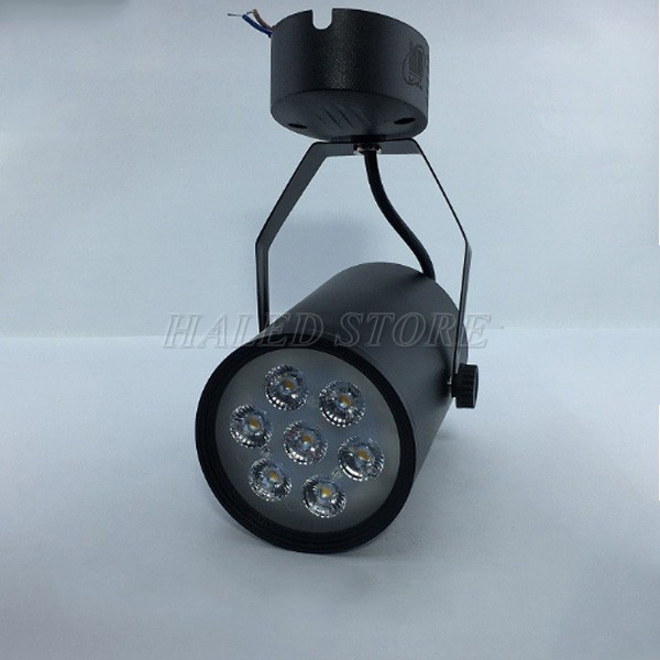 Đèn rọi ngồi 7w HLRN4 vỏ đen ánh sáng vàng 
