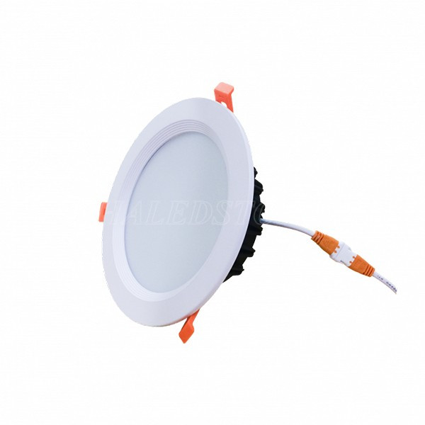 den-led-am-tran-choi-choi-vien-trang