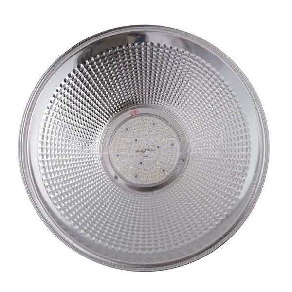 choa-den-nha-xuong-vo-san