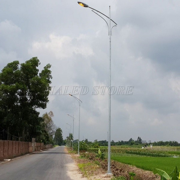Cột đèn cao áp 11m chiếu sáng công cộng