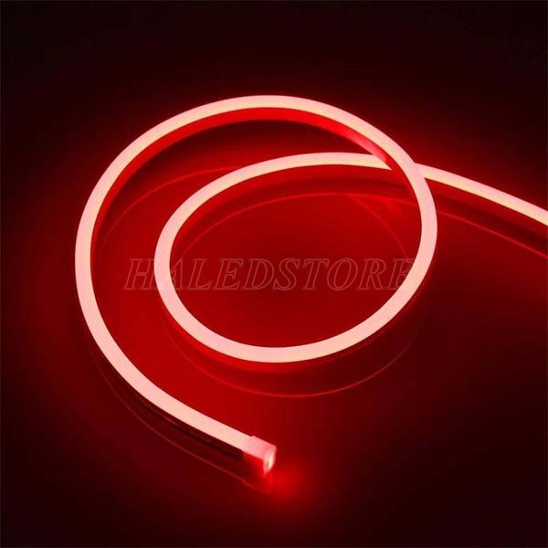 den-led-day-mau-do-noi-bat