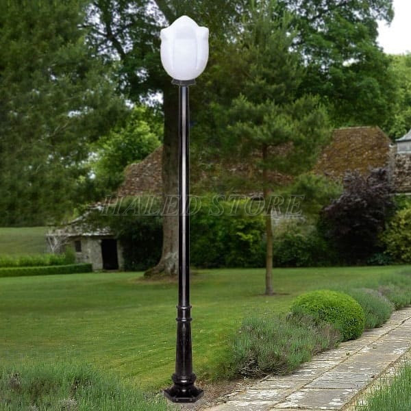 Đèn trụ sân vườn công viên