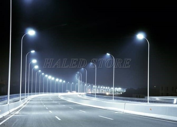 Lắp đèn đường đối xứng 2 bên