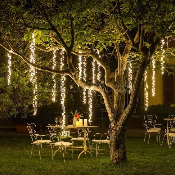 led-8m-trang-tri-san-vuon