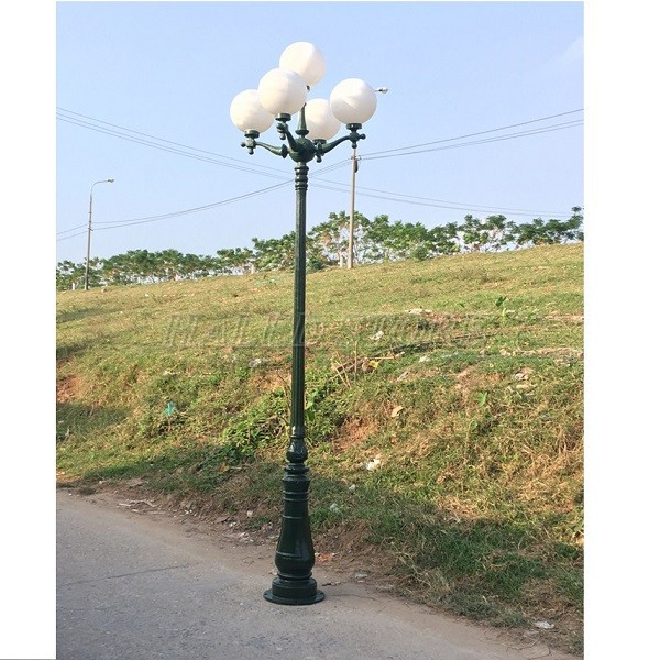 Trụ đèn chiếu sáng 5 bóng