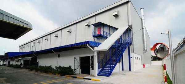 tuong-bao-cho-nha-xuong-2-tang