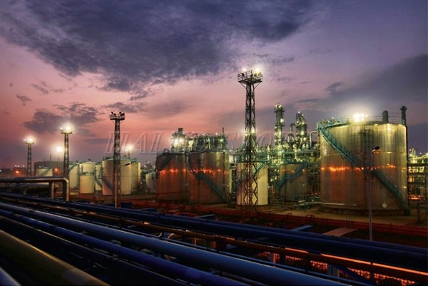 Ứng dụng chiếu sáng nhà máy, trạm khoan dầu khí