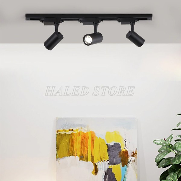 chieu-sang-ban-lam-viec