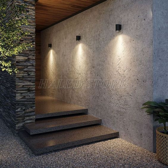 chieu-sang-den-op-tuong-nha