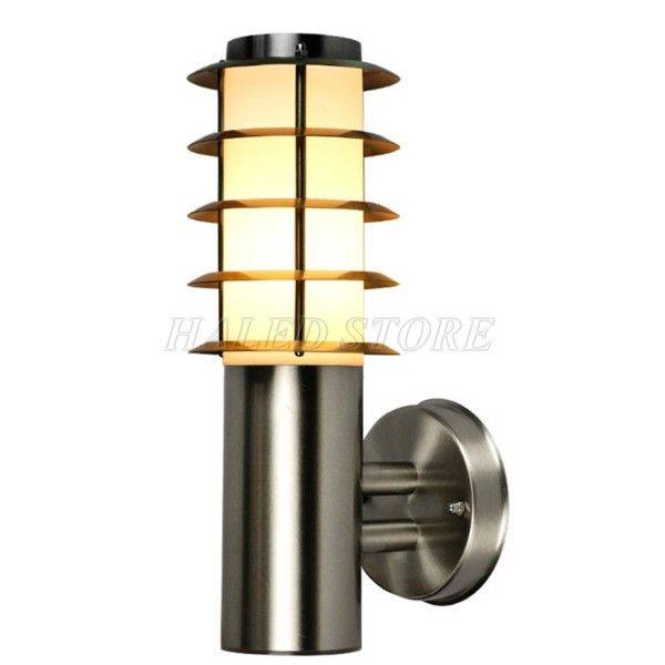 den-op-tuong-inox-vang