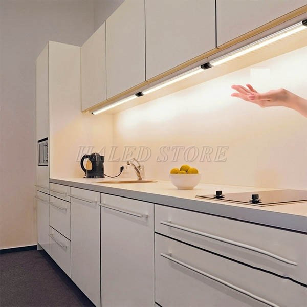 Kích thước đèn tuýp LED 30cm chiếu sáng dưới tủ bếp