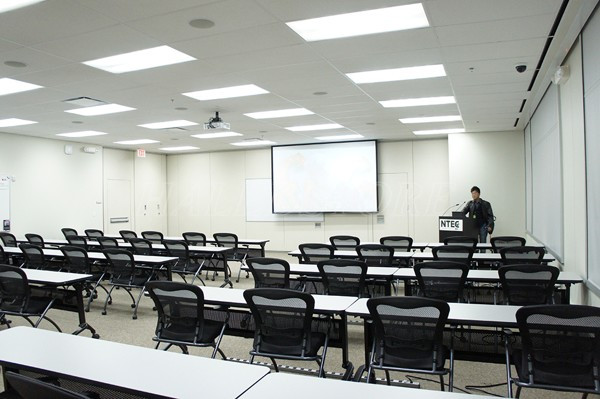 ung-dung-den-panel-300x600