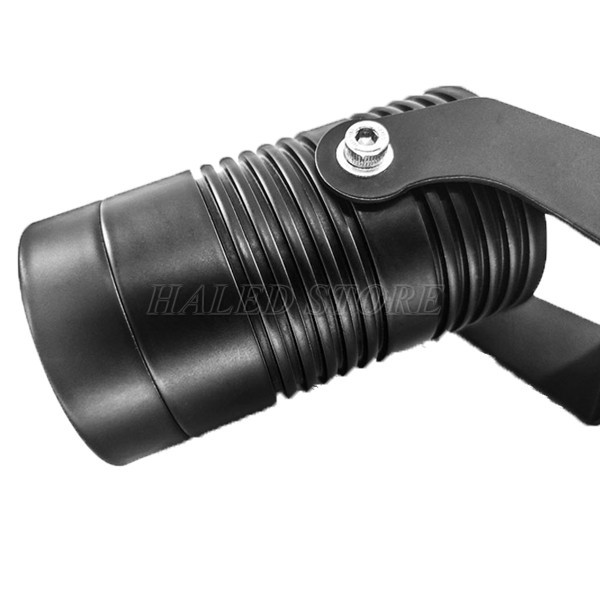 bo-phan-tan-nhiet-cua-den