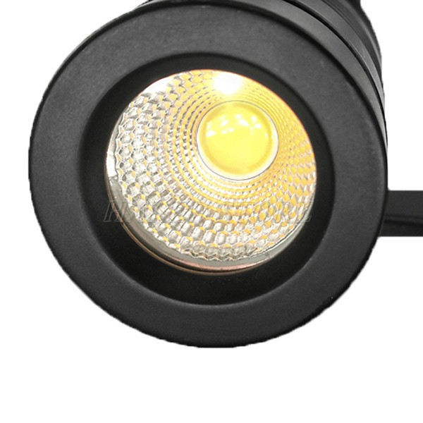 chip-led-cob-duoc-dat-trong-thau-kinh