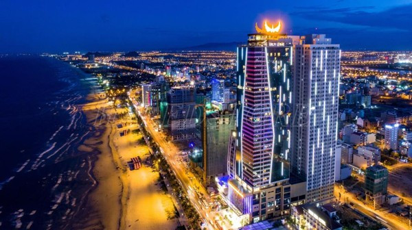 den-led-day-trang-tri-toa-nha