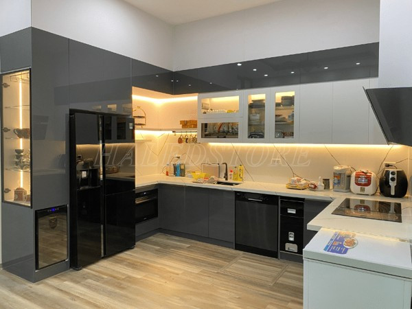 lap-den-led-day-cho-tu-bep