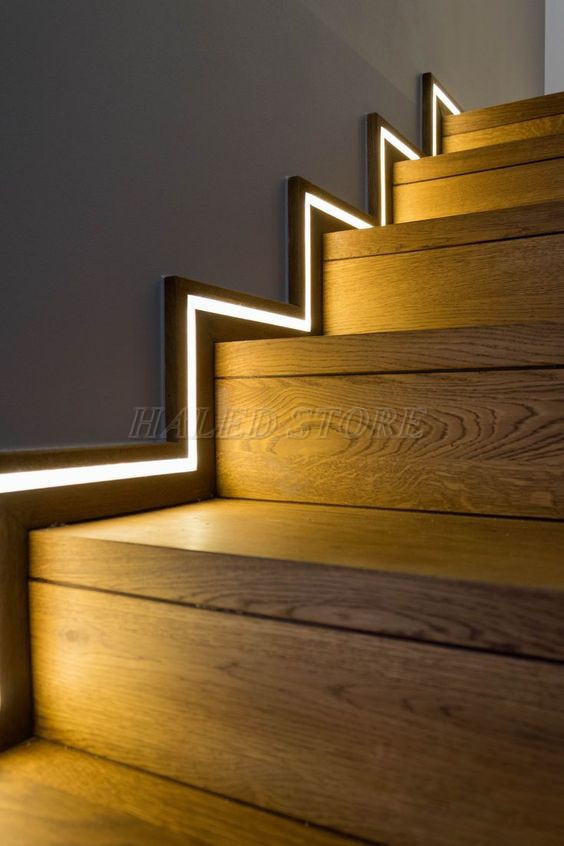 lap-doc-theo-loi-di-cau-thang