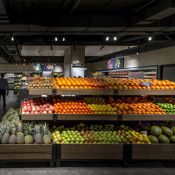 ung-dung-den-roi-led-12w-cho-gian-hang-hoa-qua