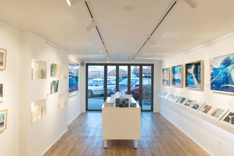 lap-dat-chieu-sang-tranh-anh-led-roi-hldh-dia2201-20