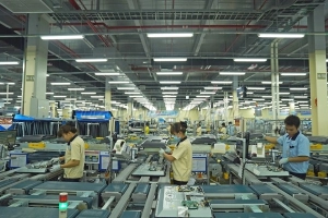 den-tuyp-led-sieu-sang-nha-xuong