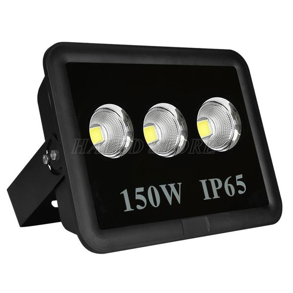 den-led-chieu-sang-san-cau-long-150w