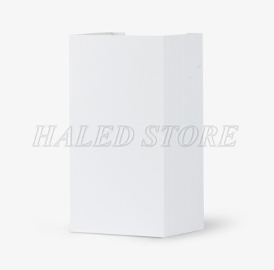 den-led-op-tuong-ngoai-troi-rang-dong