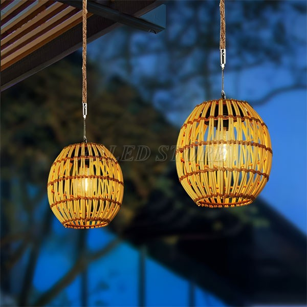 den-qua-cau-may-tha-tran-trang-tri-quan-ca-phe-san-vuon