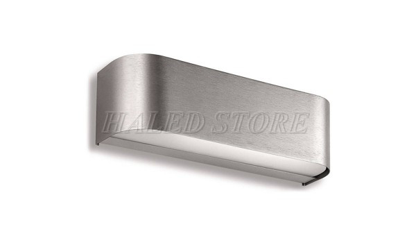 kieu-dang-den-cau-thang-hlpl-fwg300