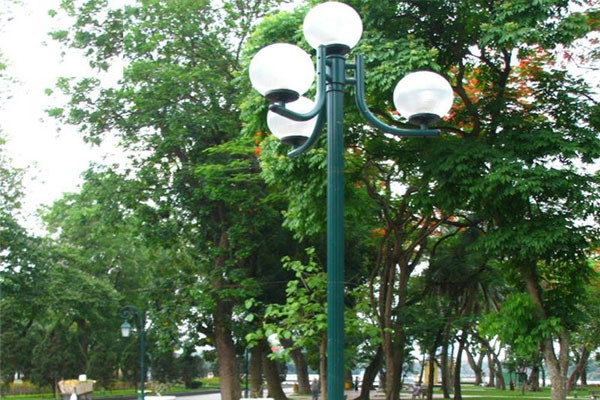 mau-den-chum-san-vuon-cong-vien