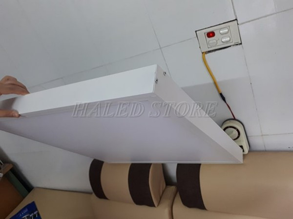 Sửa đèn panel không sáng 