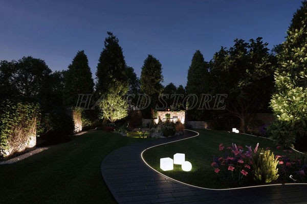 thiet-chieu-sang-den-san-vuon-hien-dai