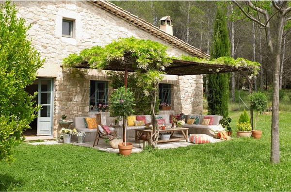 decor-san-vuon-nho-truoc-nha-phong-cach-retro