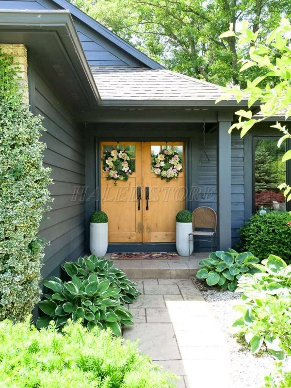 kieu-thiet-ke-san-vuon-truoc-nha-mat-pho