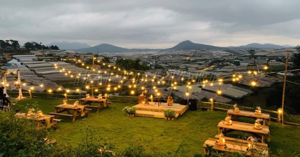 Ứng dụng trang trí nhà hàng ngoài trời