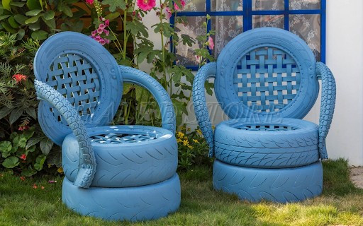 bo-ban-ghe-trang-tri-san-vuon-tu-lop-xe-dac