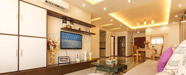 Đèn âm trần ánh sáng vàng cho phòng khách