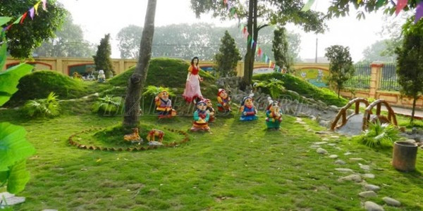 mau-san-vuon-co-tich-nang-bach-tuyet