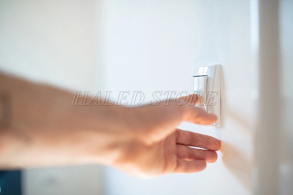 Hãy tắt đèn khi không sử dụng 