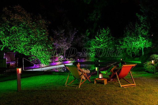 tao-goc-chill-trong-khu-san-vuon-biet-thu