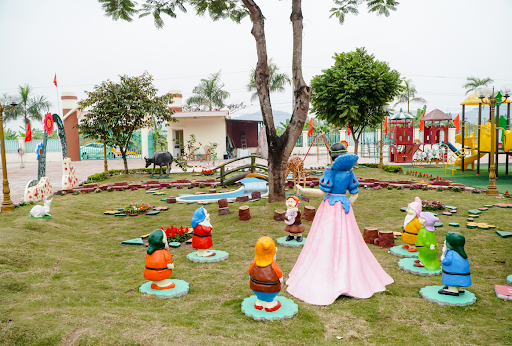 tao-goc-san-vuon-co-tich