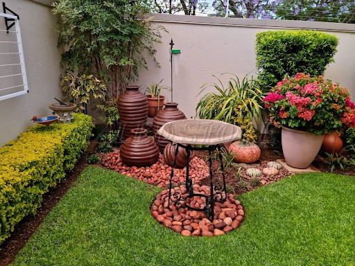 trang-tri-goc-san-vuon-phong-cach-vintage