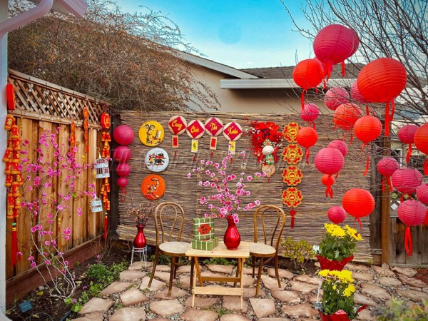 trang-tri-sac-do-may-man-tai-loc-voi-den-long