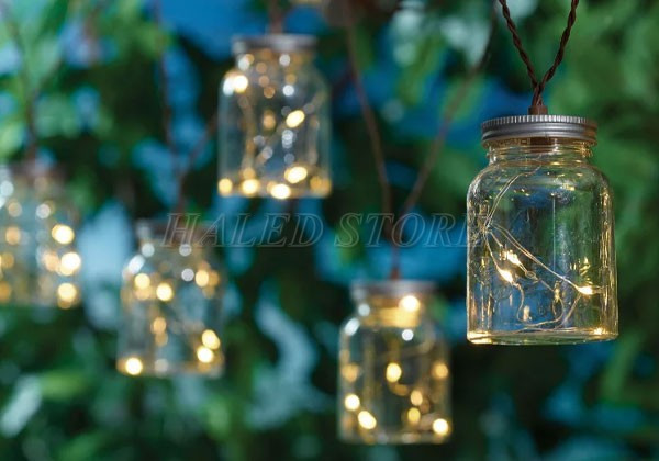 treo-den-thuy-tinh-trong-san-vuon