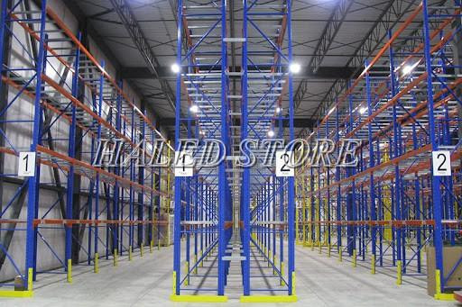 Khi lựa chọn đèn LED nhà xưởng cần lưu ý một số tiêu chuẩn kỹ thuật. 