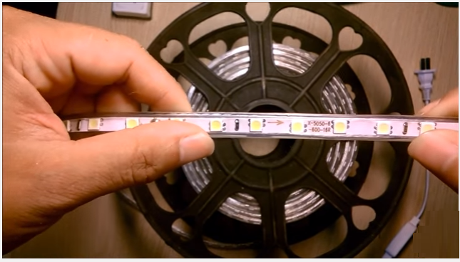 Đo đạc và làm vệ sinh khu vực lắp đặt 