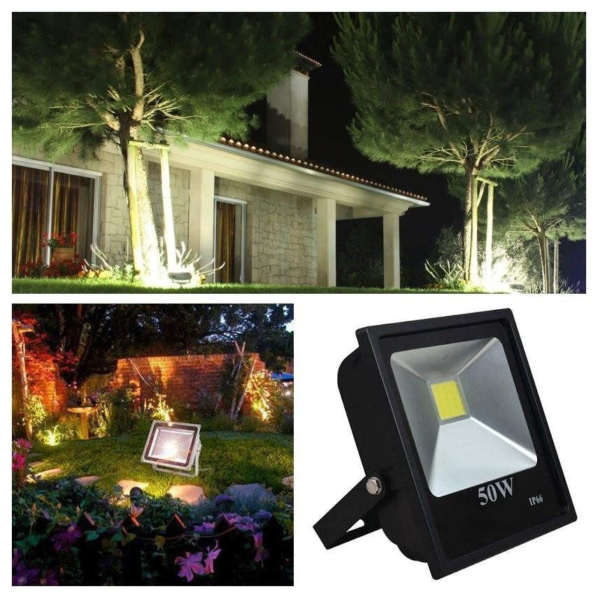 Các sản phẩm đèn chiếu sáng sân vườn có nhiều chủng loại và mẫu mã khác nhau. 