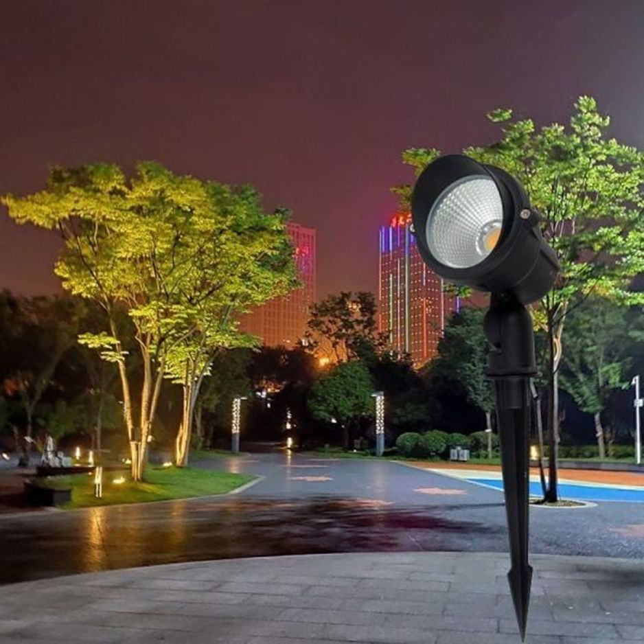 Đèn chiếu cây cắm cỏ chống nước 
