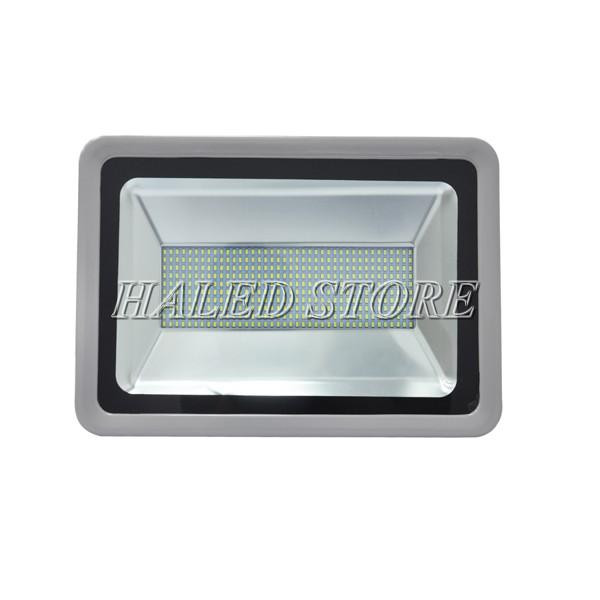 Đèn pha LED 200W giá bao nhiêu