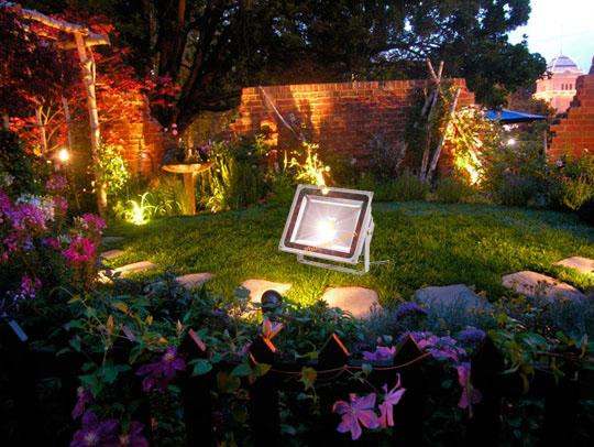 So sánh chi tiết đèn pha 50W và 100W 